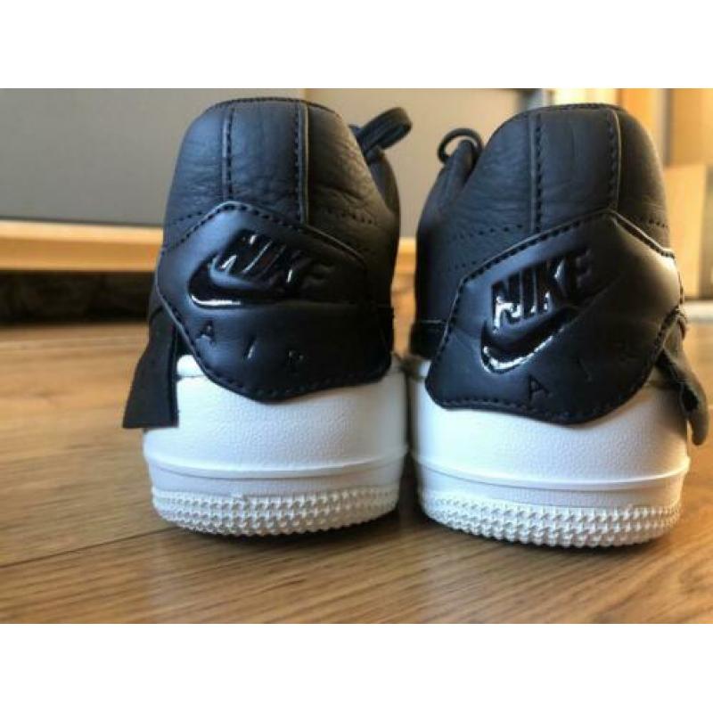 Nike Air Special Edition zwart mt 35.5 NIEUW