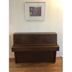 Te koop aangeboden: Steinbach piano