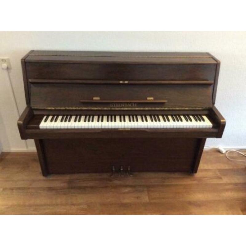 Te koop aangeboden: Steinbach piano