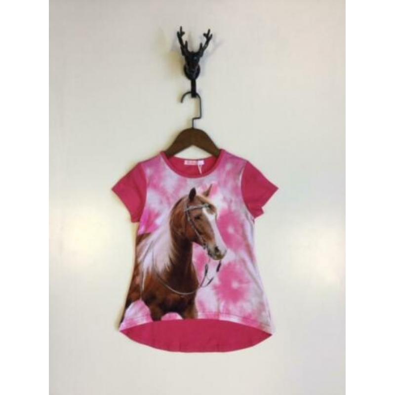 Paarden t-shirts maat 98