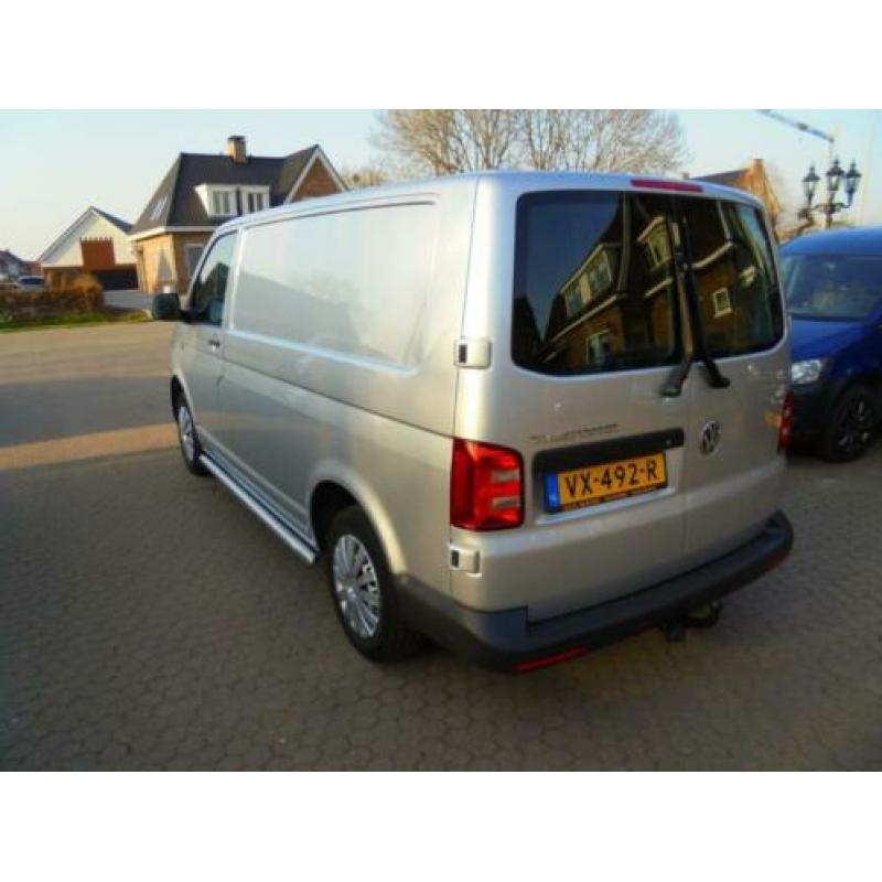 Volkswagen Transporter 2.0 TDI L1H1 Highline T6, side-bars,