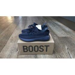 Yeezy cinder maat 42 US 8,5