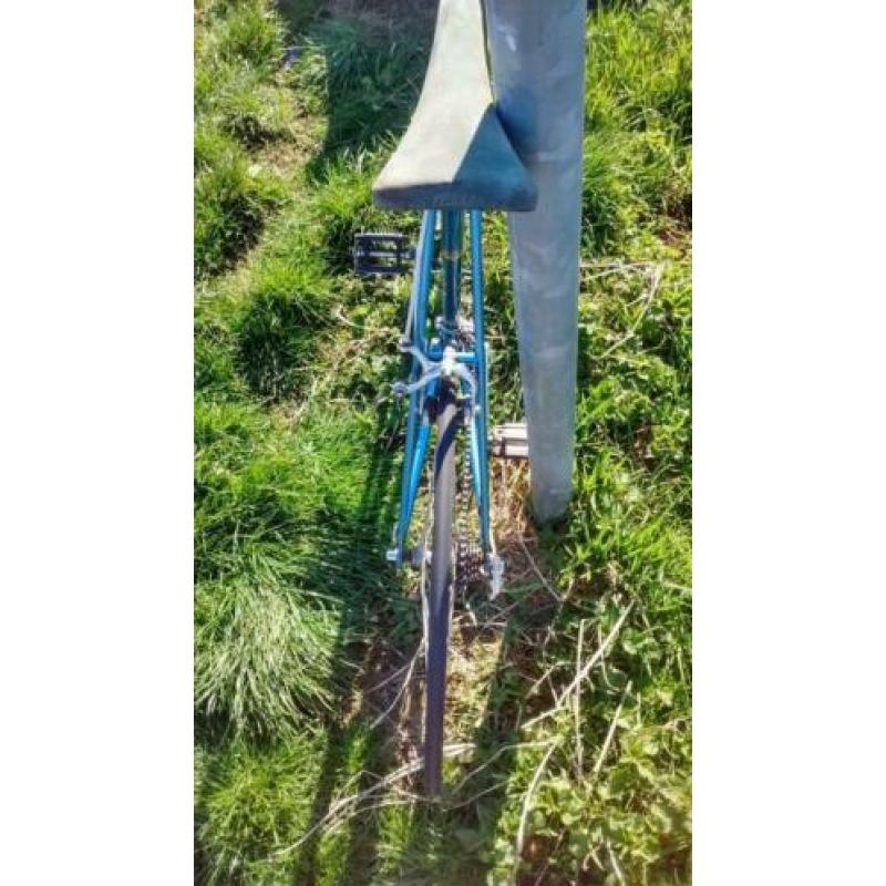 Oldtimer wielrenfiets van SNEL