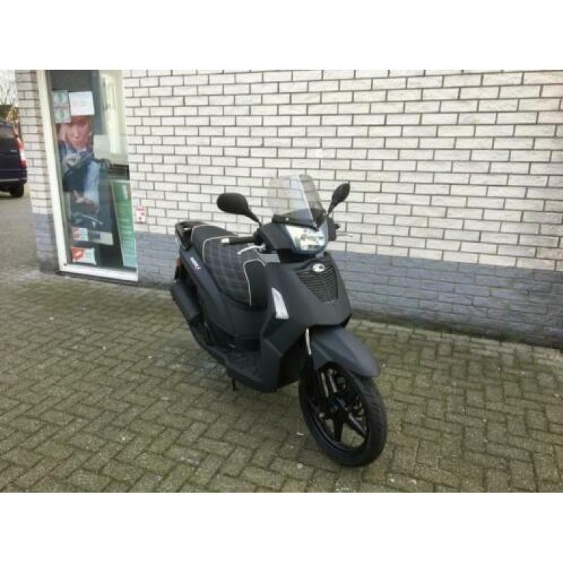 Hele mooie kymco people s 45km brom mat black 4t bj2013 5000