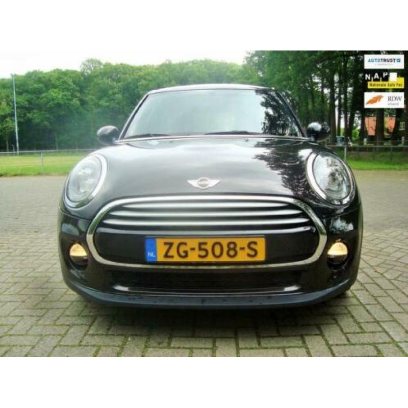 Mini Mini 1.5 Cooper Chili Serious Business panoramadak / le