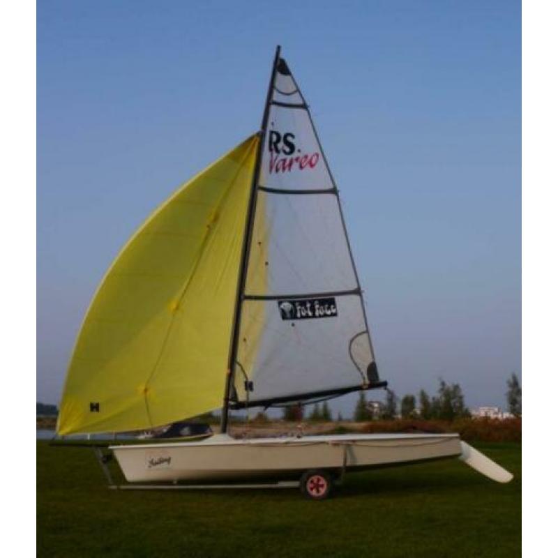RS Vareo, open zeilboot sportief en veelzijdig + genaker
