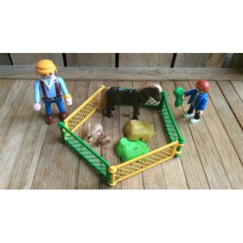 Playmobil boer pony konijnen jongen hek groen dieren