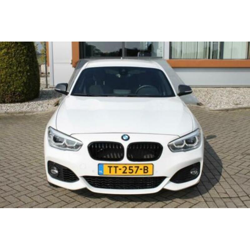 BMW 1 Serie 120i High Executive M-Sport Nav-Pro Led HiFi 18'