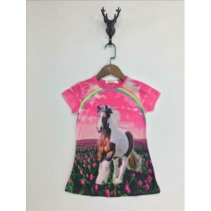 Paarden t-shirts maat 98