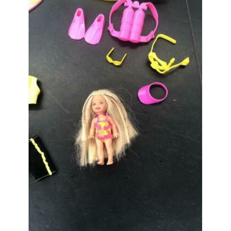 Watersport Barbie met jetski surfplank duikset en kindje