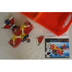 K"Nnex vliegtuig model 46866 in koffer. 3 modellen Knex.