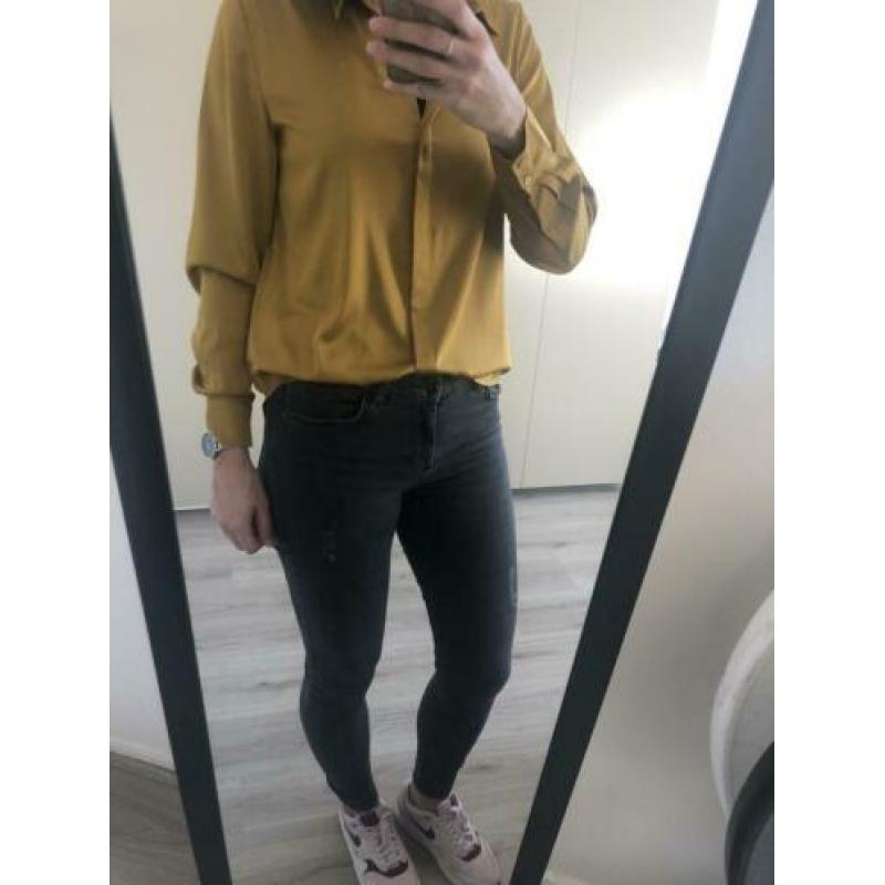 Goud kleurige blouse van de H&M maat S