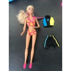Watersport Barbie met jetski surfplank duikset en kindje