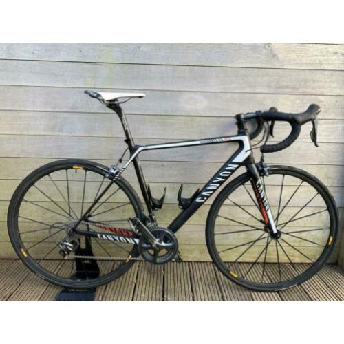 Canyon Ultimate CF SLX maat M