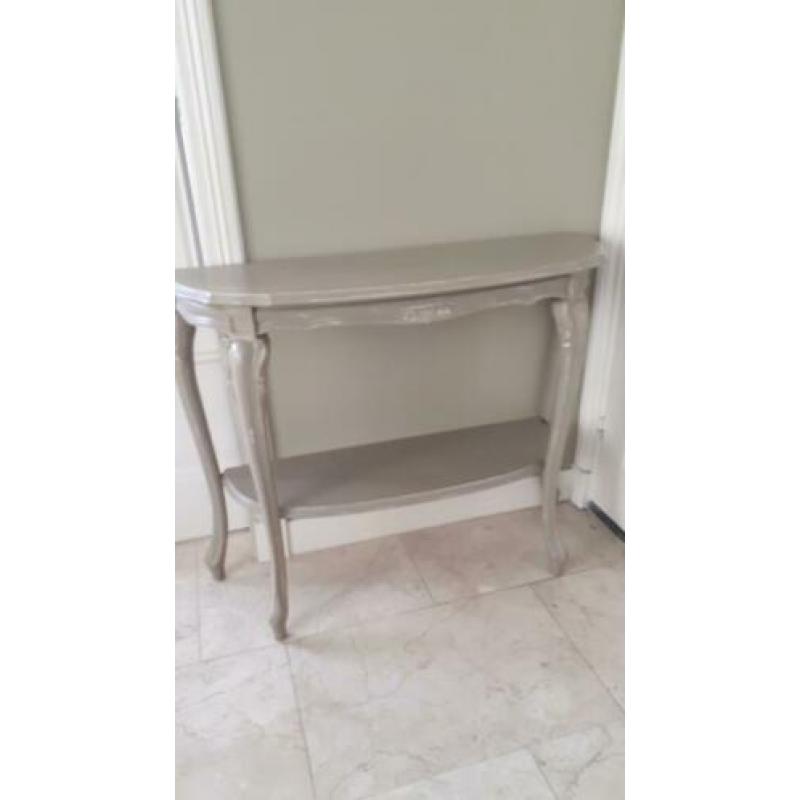 Brocante sidetable taupe €75,00