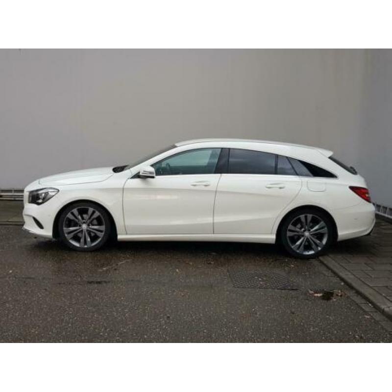 Mercedes-Benz CLA-Klasse Shooting Brake 200 Urban UJ44116 |