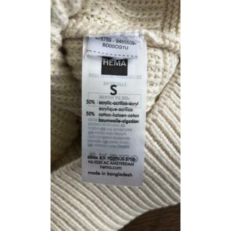 Jeans jasje, soepele trui, jeans rokje