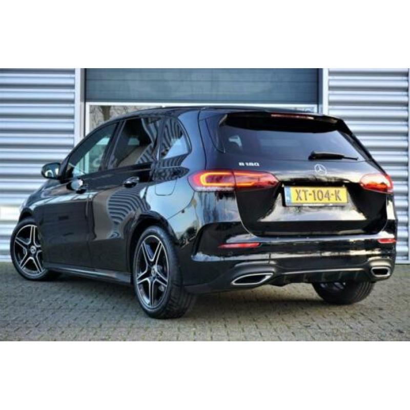 Mercedes-Benz B-klasse 180 Business Solution AMG | MBUX Wide