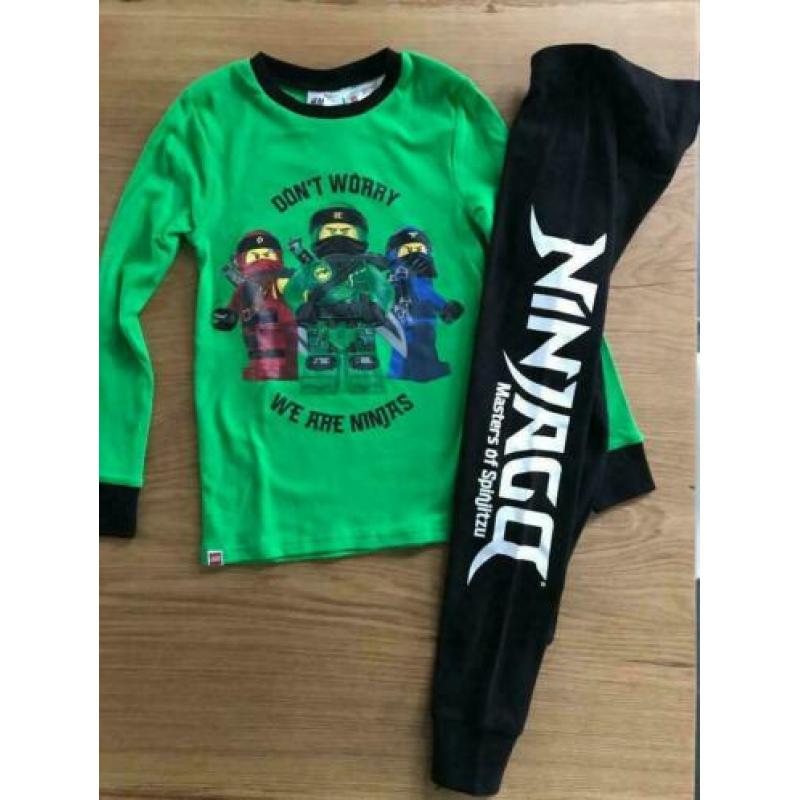 Lego Ninjago pyjama groen zwart maat 122 - 128 als nieuw