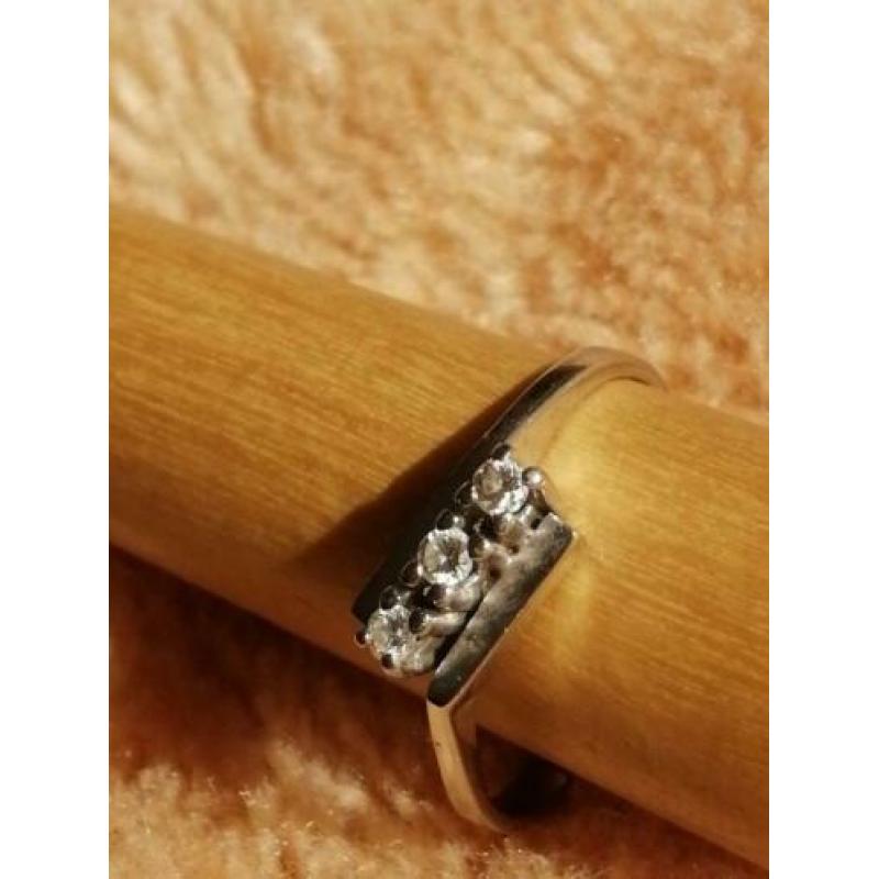 14 krt wit gouden ring diamant