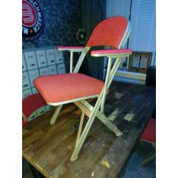 4 vintage industriële metalen stoelen