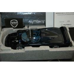 1:18 Maserati MC12 Road car blue Autoart signature WRH