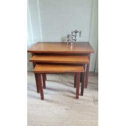 Vintage teakhouten mimiset