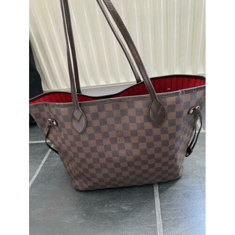 LV tas