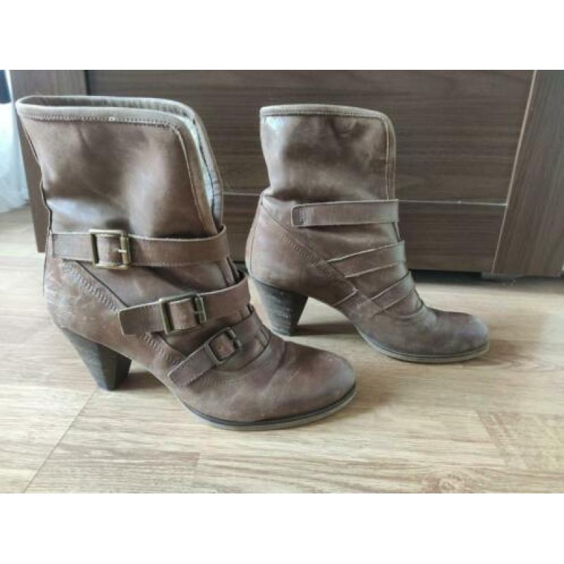 Leren hak maat 40