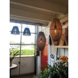 handgemaakte houten lamp