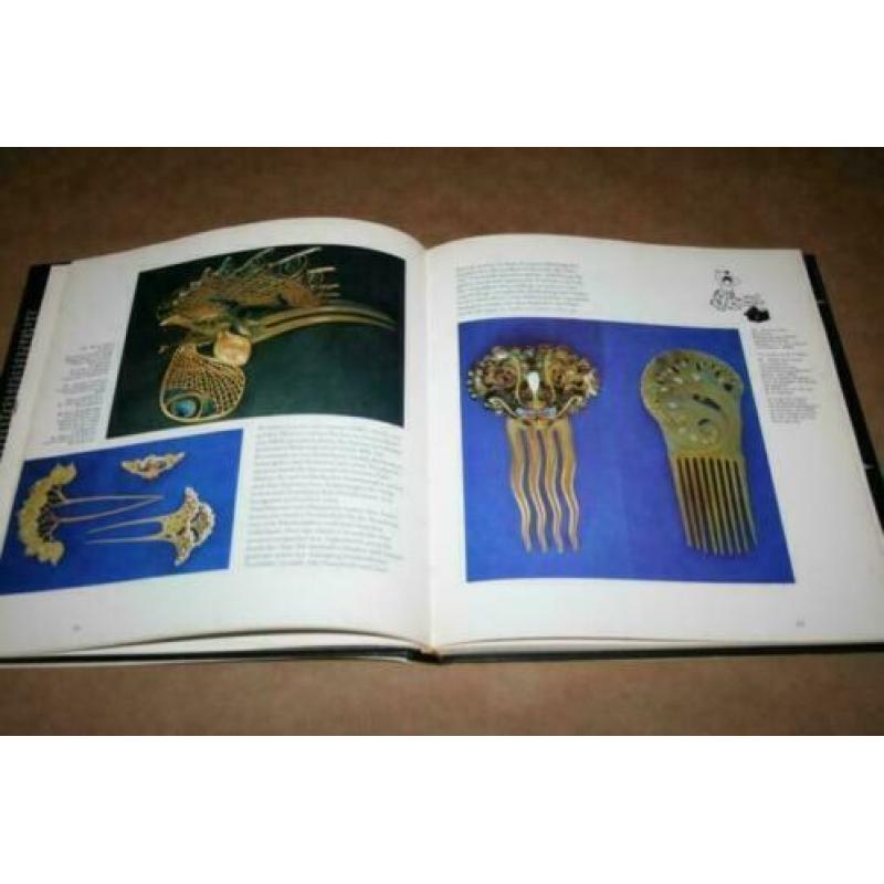 Jugendstil - Art Nouveau - Fraaie grote uitgave !!