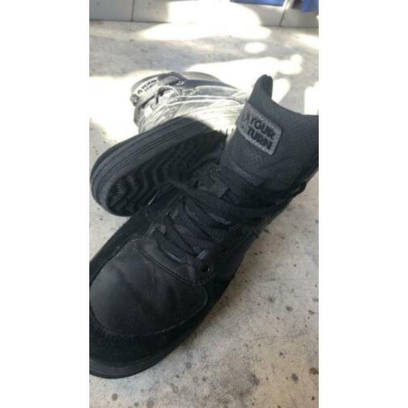 Zwarte sneakers maat 45