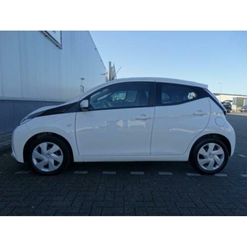 Toyota Aygo 1.0 VVT-i x-wave | Canvas open dak | Parkeercame