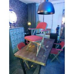 4 vintage industriële metalen stoelen