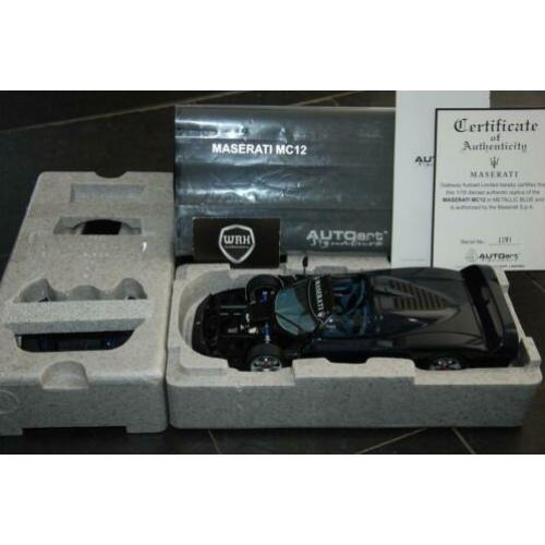 1:18 Maserati MC12 Road car blue Autoart signature WRH