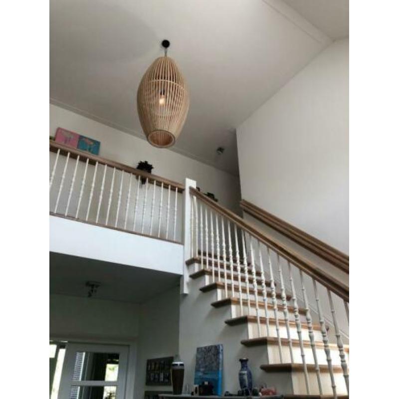 handgemaakte houten lamp