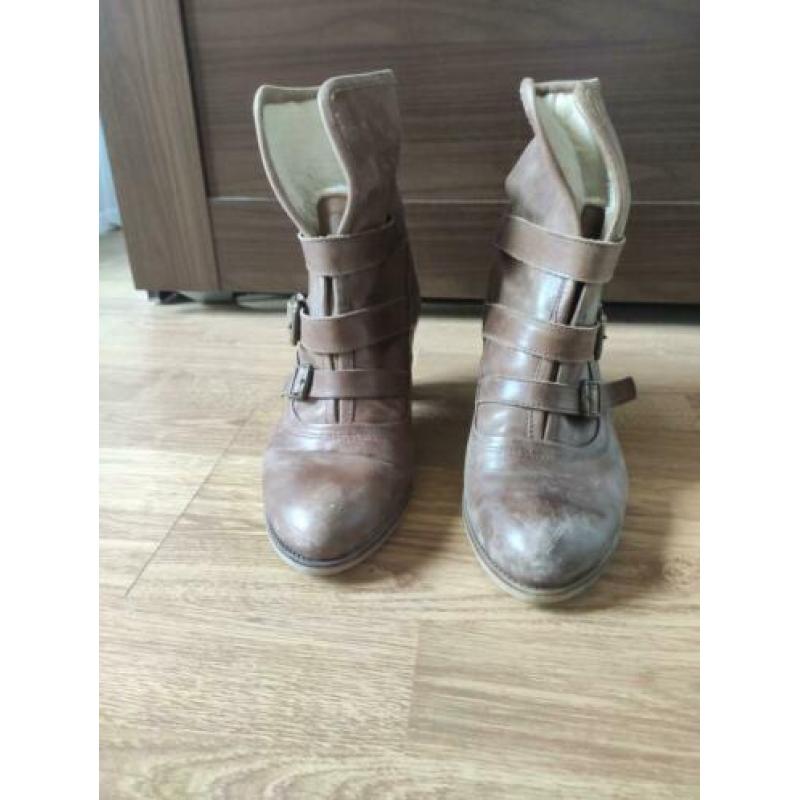 Leren hak maat 40