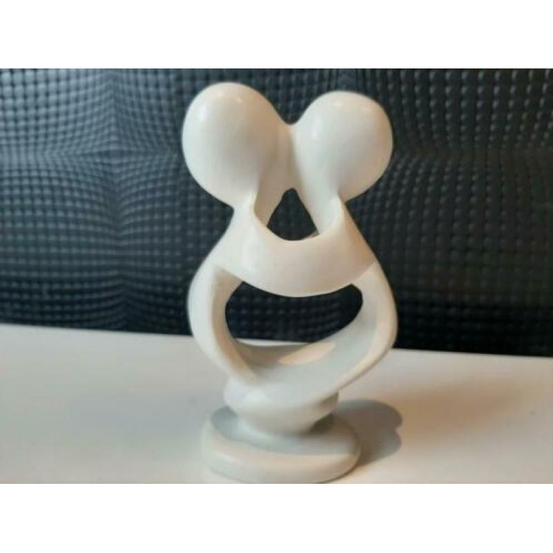 Beeld kussend paar 13cm !
