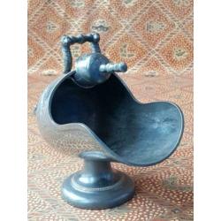 Mooie antieke suikerpot met lepel van tin uit Engeland 1900.