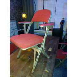 4 vintage industriële metalen stoelen