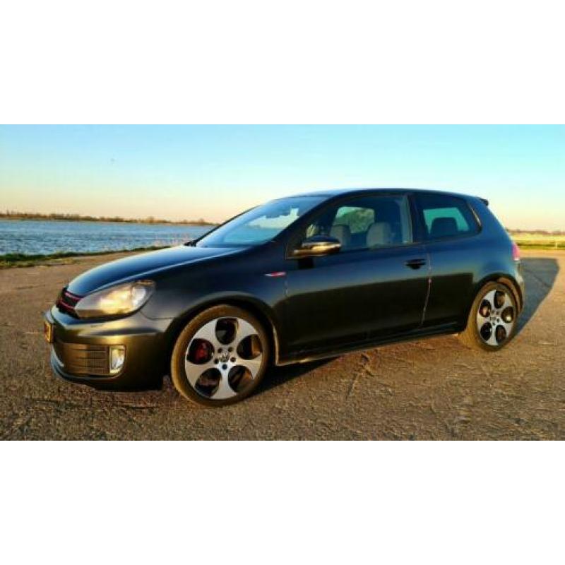 Volkswagen Golf GTI 2.0 carbon antraciet grijs dynaudio