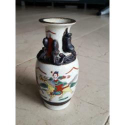 Chinees antiek aardewerk vaasje