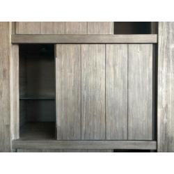 Te koop mooie houten kast en salontafel