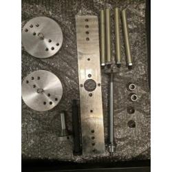 Set om motorwielen te balanceren op balanceermachine
