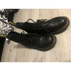Dr martens pascal zwart maat 38