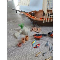 Playmobil piratenschip met veel extra's
