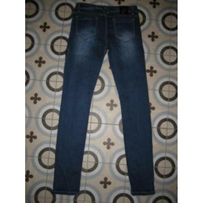 Skinny jeans van be a diva mt 18 nieuw