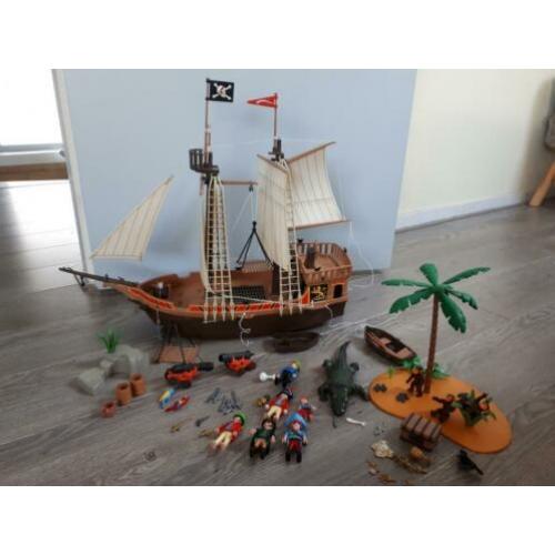 Playmobil piratenschip met veel extra's