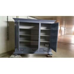 Groenlose brocante houten vintage kamer kasten , buffetkast