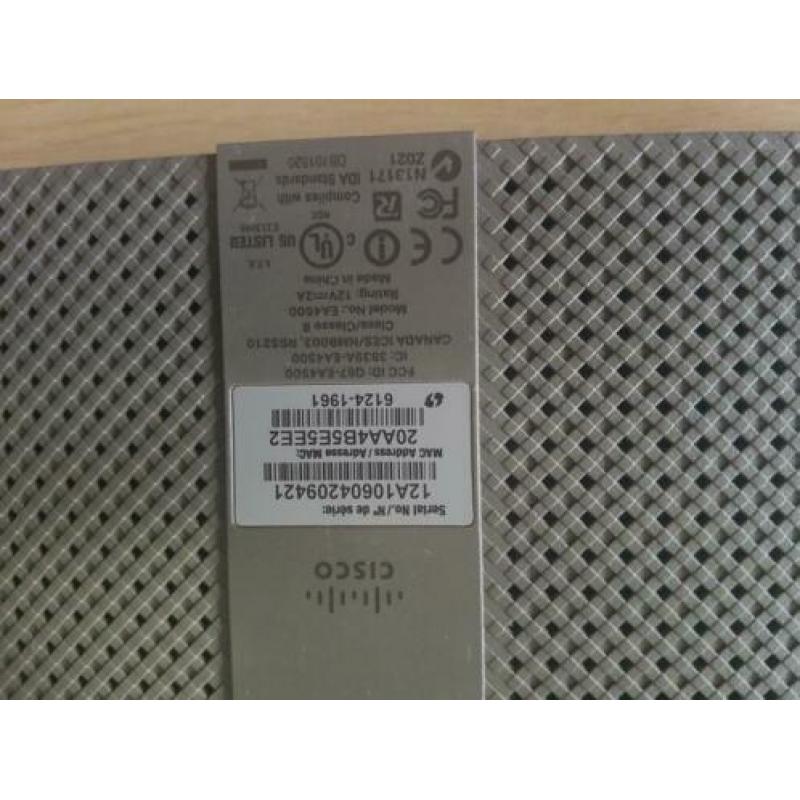 Cisco Linksys EA4500 router